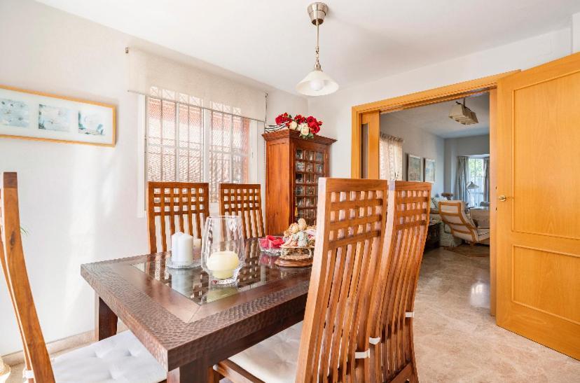 2 La Casa De Marilo Apartman Tomares Kültér fotó